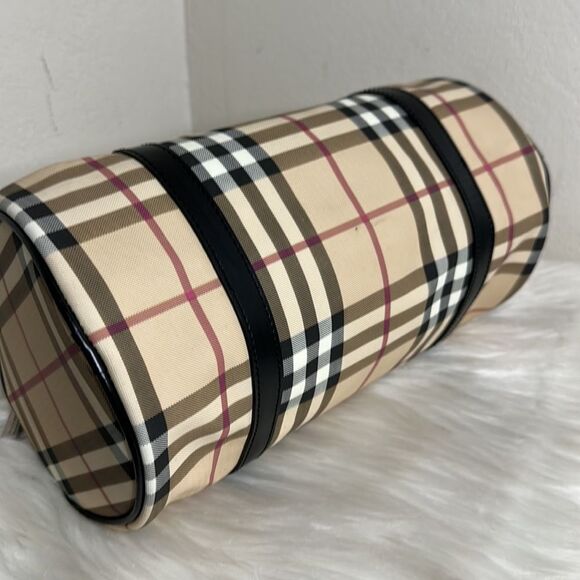 💯Authentic Burberry Papillon Handbag🍀 - Picture 6 of 15